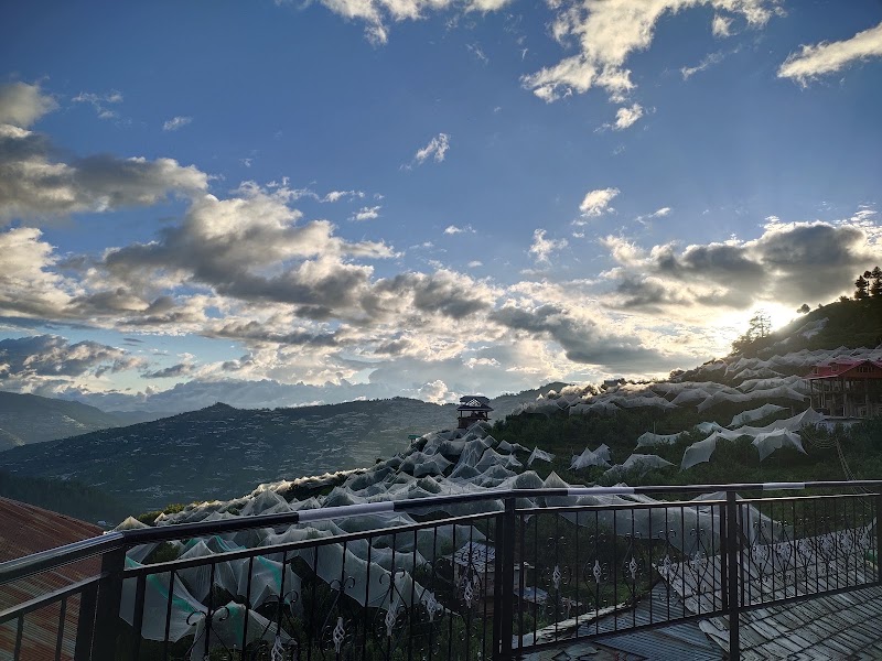 Kotkhai Fort - Kotkhai Fort, 4G9V+HPF, Kotkhai, Himachal Pradesh 171202, India