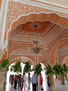 City Palace Museum - City Palace Museum WRHF+49Q, Gangori Bazaar, Gangori Bazar, Pink City, Jaipur, Rajasthan 302001, India