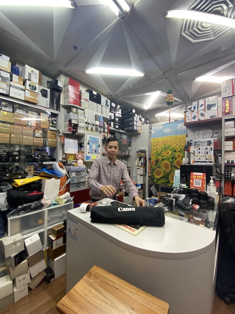 Alex Photo - Alex Photo 111 N Bridge Rd, Shop #01-15 Peninsula Plaza, Singapore 179098