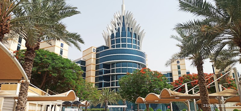 DSO HQ public parking - DSO HQ public parking 49FJ+PGQ - Nadd Hessa - Dubai Silicon Oasis - Dubai - United Arab Emirates