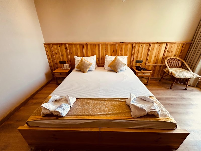 Hunder Resort - Hunder Resort Chakzot, Hunder Rd Hunder Jammu and Kashmir, HFR7+85J, Hunder, 194401
