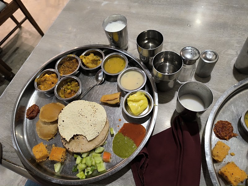 Natraj Dining Hall And Restaurant - Natraj Dining Hall And Restaurant 22-24, City station road, Railway Station Rd, Jawahar Nagar, Shivaji Nagar, Udaipur, Rajasthan 313001, India