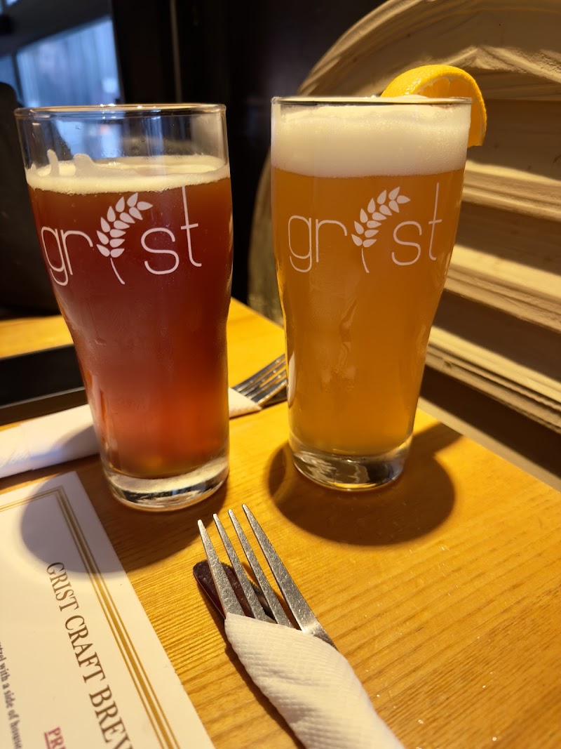 The Grist - Craft Kitchen & Brewery - The Grist - Craft Kitchen & Brewery 78 Four Mile Creek Rd, Niagara-on-the-Lake, ON L0S 1P0, Canada