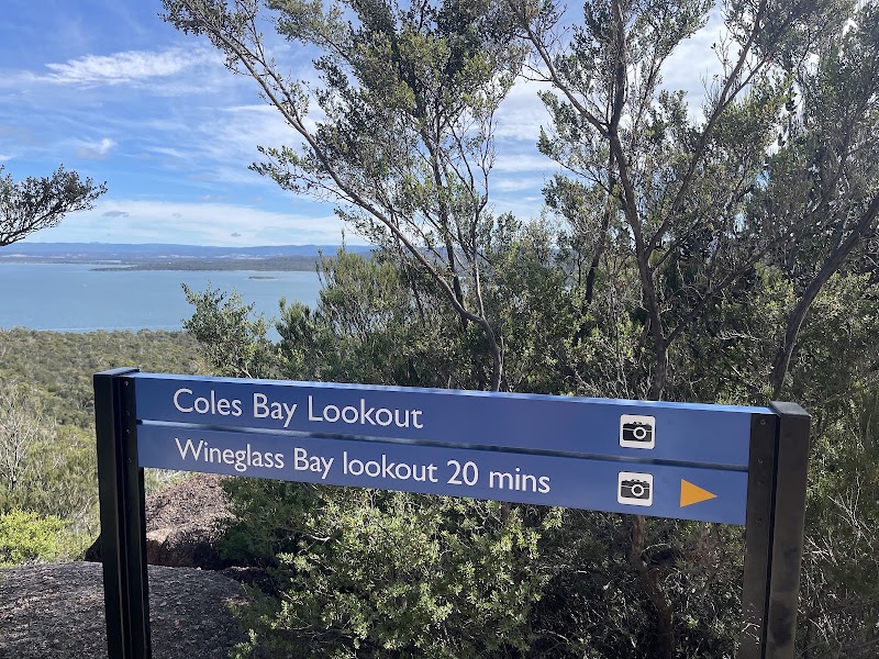 Wineglass Bay Lookout - Wineglass Bay Lookout, Unnamed Rd,, Freycinet TAS 7215, Australia