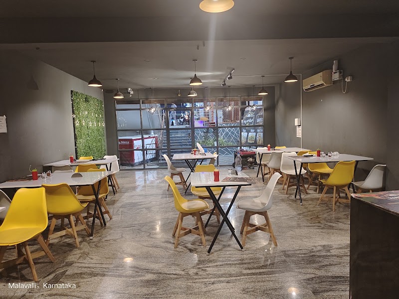 The Hangout Cafe - ದಿ ಹ್ಯಾಂಗ್ ಔಟ್ ಕೆಫೆ - The Hangout Cafe - ದಿ ಹ್ಯಾಂಗ್ ಔಟ್ ಕೆಫೆ, Mysore Rd, Malavalli, Karnataka 571430, India