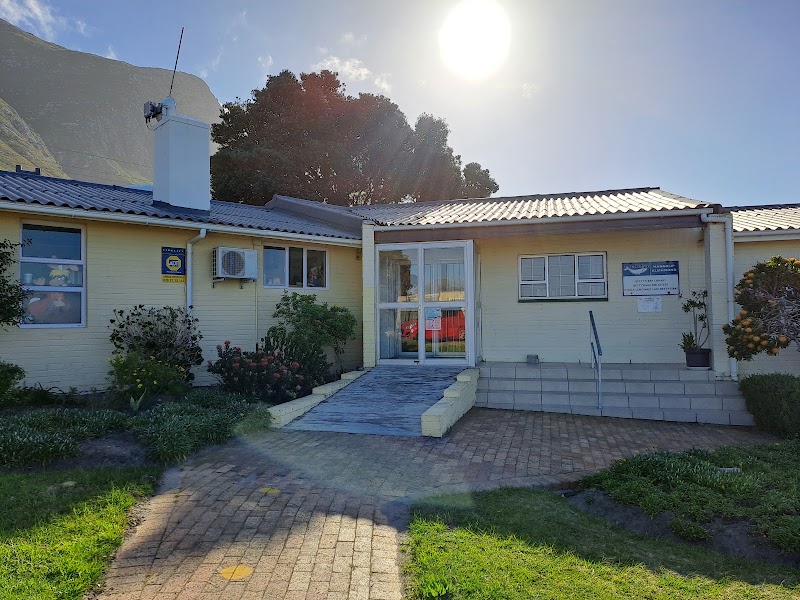 Betty's Bay Public Library - Betty's Bay Public Library, 2649 Clarence Dr, Betty's Bay, 7141, South Africa
