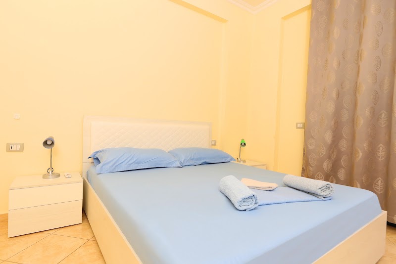 Sunny Side Apartments - Sunny Side Apartments, Rr. Gjergj Arianiti, Vlorë 9403, Albania