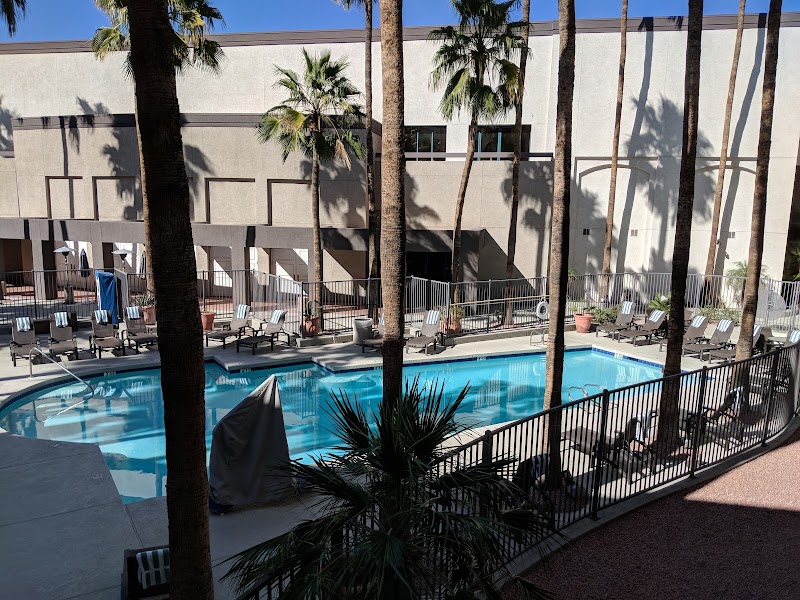 Hilton Phoenix Airport - Hilton Phoenix Airport, 2435 S 47th St, Phoenix, AZ 85034, USA