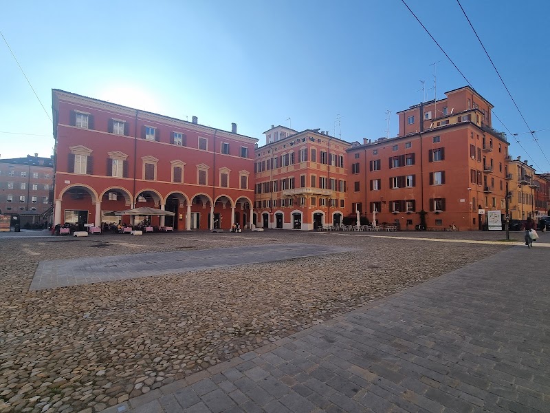 Palazzo Ducale di Modena - Palazzo Ducale di Modena Piazza Roma, 15, 41121 Modena MO, Italy