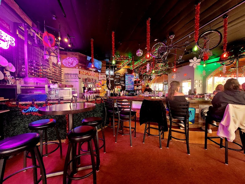 Best Brews Taproom - Best Brews Taproom, 2068 McCulloch Blvd N Ste A, Lake Havasu City, AZ 86403, USA