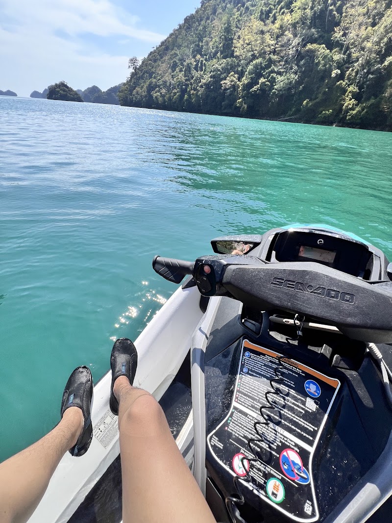 ZS Water Sports Langkawi - ZS Water Sports Langkawi, No 13, Beach Behind AB Motel Pantai Cenang, 07000 Langkawi, Kedah, Malaysia