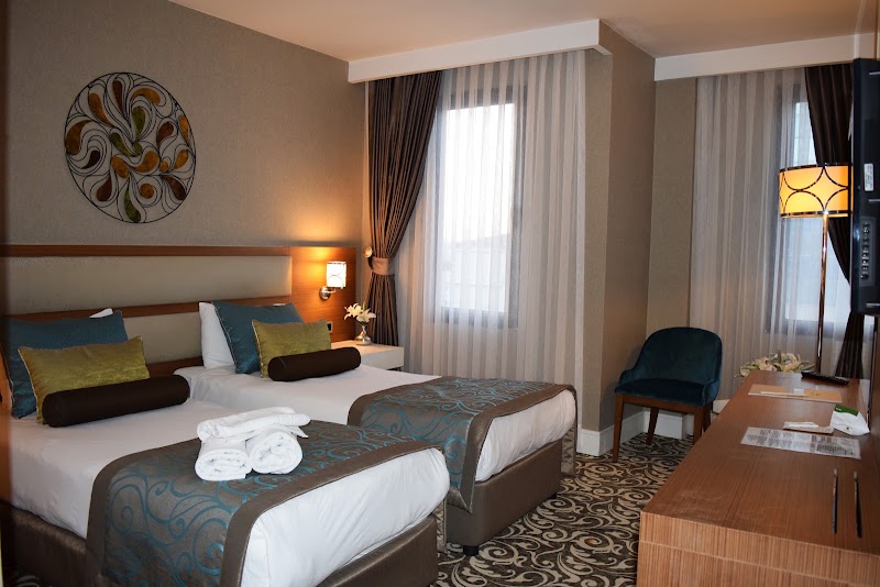 Taksim Line Hotel - Taksim Line Hotel Şehit Muhtar Caddesi Ana Çeşmesi Sokak No : 13 Taksim Meydan, Şehit Muhtar, 34435 Beyoğlu/İstanbul, Türkiye