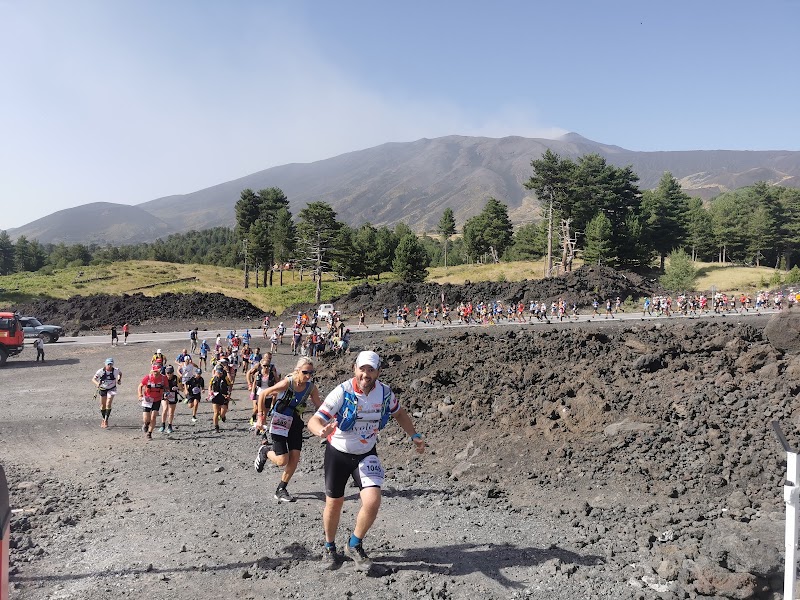 ETNA TRAIL Il Trail Running volcano Etna Nord Piano Provenzana Linguaglossa (Ct)