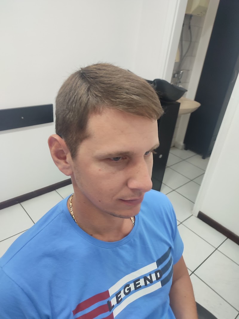 Frizerski Salon GIOVANNI TC Nadvoznjak - Frizerski Salon GIOVANNI TC Nadvoznjak Šalinačka, Smederevo 11300, Serbia