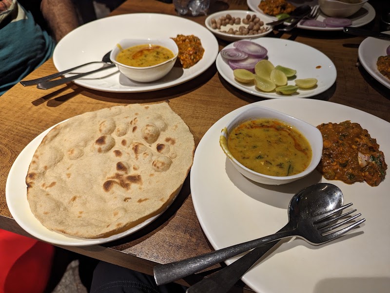 Lalit Fine Dine - Lalit Fine Dine Topiwala Bldg, Station Rd, opp. Topiwala Center, Kakaji Nagar, Jawahar Nagar, Goregaon East, W, Mumbai, Maharashtra 400104, India