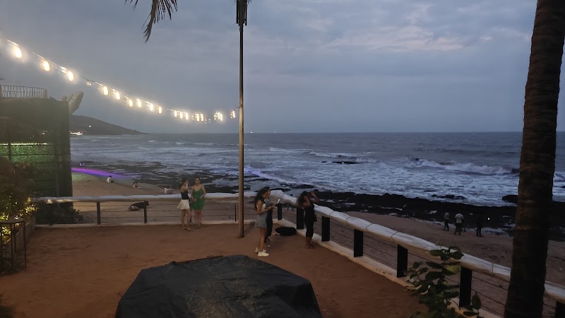 Slow Tide - Slow Tide Dmello Vaddo, Anjuna, Goa 403509, India