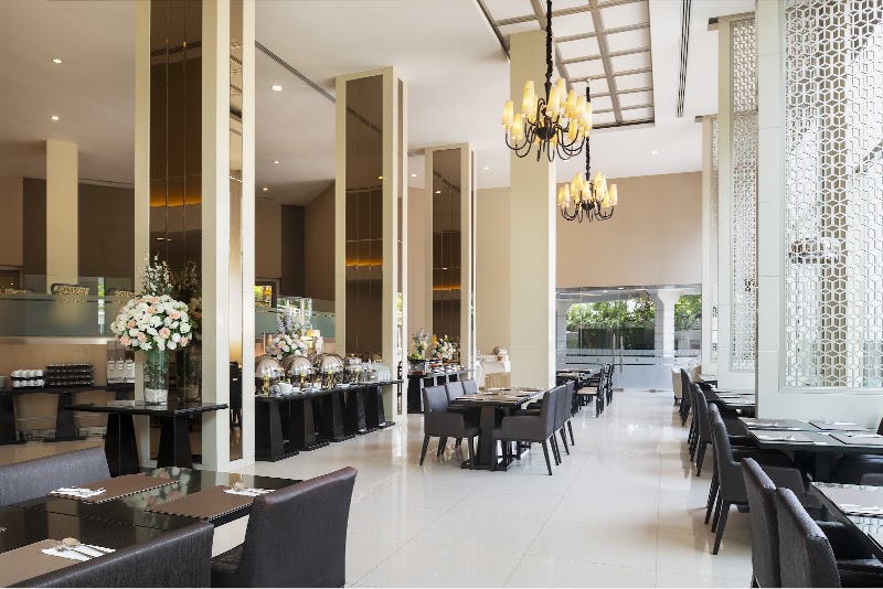 Mandarin Hotel Bangkok, managed by Centre Point - Mandarin Hotel Bangkok, managed by Centre Point, 662 Thanon Rama IV, Khwaeng Maha Phruttharam, Khet Bang Rak, Krung Thep Maha Nakhon 10500, Thailand