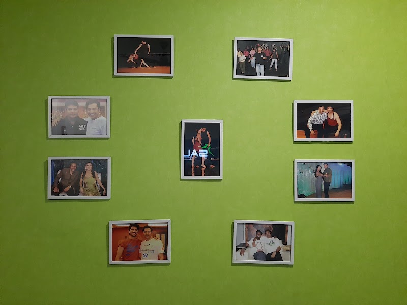 Shake a Leg Dance & Wellness Centre : Best Dance Classes | Best Wedding Choreographer | Gurgaon - Shake a Leg Dance & Wellness Centre : Best Dance Classes | Best Wedding Choreographer | Gurgaon Shop 151, Huda Mini Market, Sector 31, Gurugram, Haryana 122001, India
