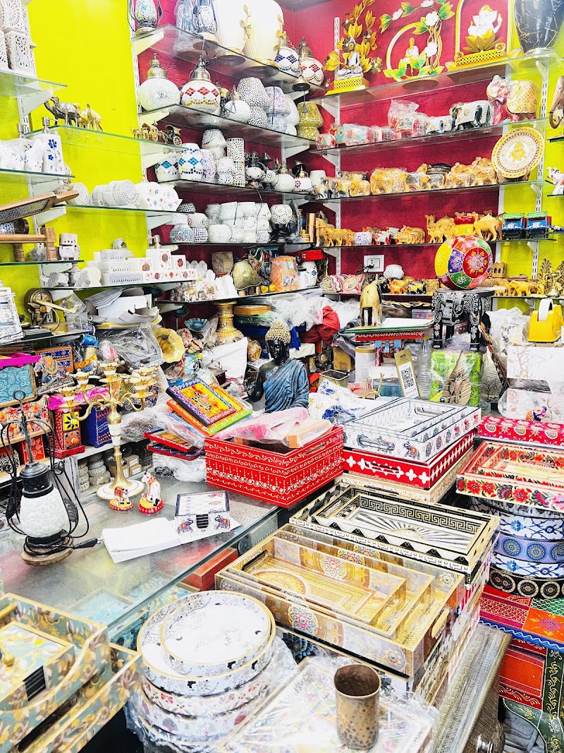 Bapu Bazaar Shopping Street, Udaipur - Bapu Bazaar Shopping Street, Udaipur, 233-229, Bapu Bazar Main Rd, Old City, Bapu Bazar, Nada Khada, Udaipur, Rajasthan 313001, India