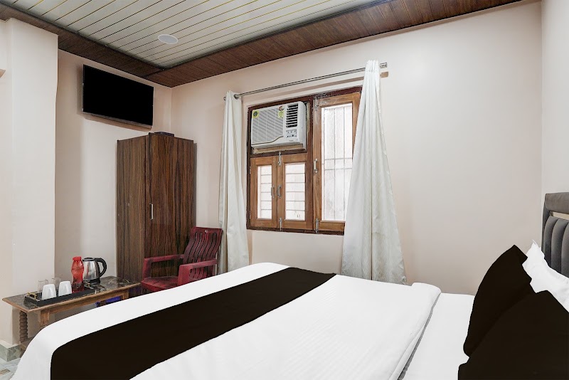 OYO Hotel O Tedhi Bazaar Near Ram Janambhumi Formerly Maa Gargi Dham - OYO Hotel O Tedhi Bazaar Near Ram Janambhumi Formerly Maa Gargi Dham, JANKI VIHAR COLONY PRAHLAD GHAT, MIG 91, Sai Nagar, Ayodhya, Faizabad, Uttar Pradesh 224123, India