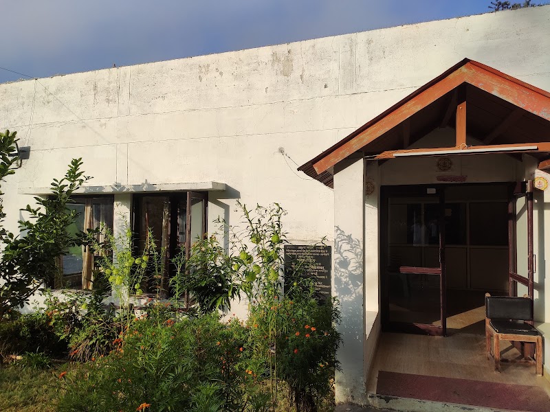 KMVN Tourist Rest House, Kakrighat - KMVN Tourist Rest House, Kakrighat GGXH+MFF, Shiroe, Uttarakhand 263601, India