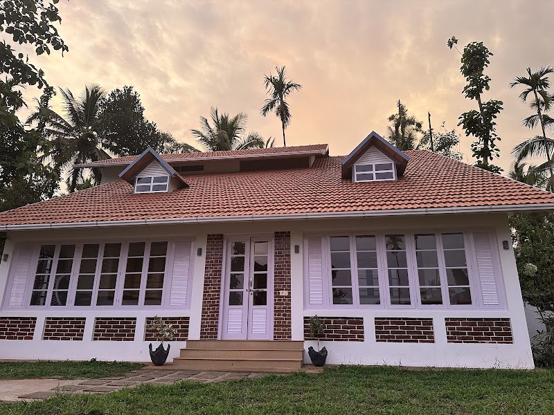 Cottage White - Cottage White, Estate Mukku, Cherukattoor, Keralam 670721, India