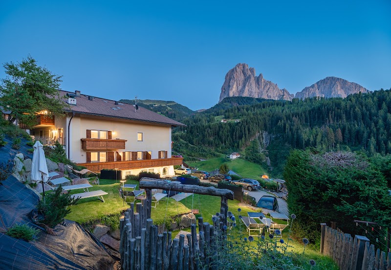 Hotel Ciamp - Hotel Ciamp Str. Val, 5, 39047 Santa Cristina Valgardena BZ, Italy
