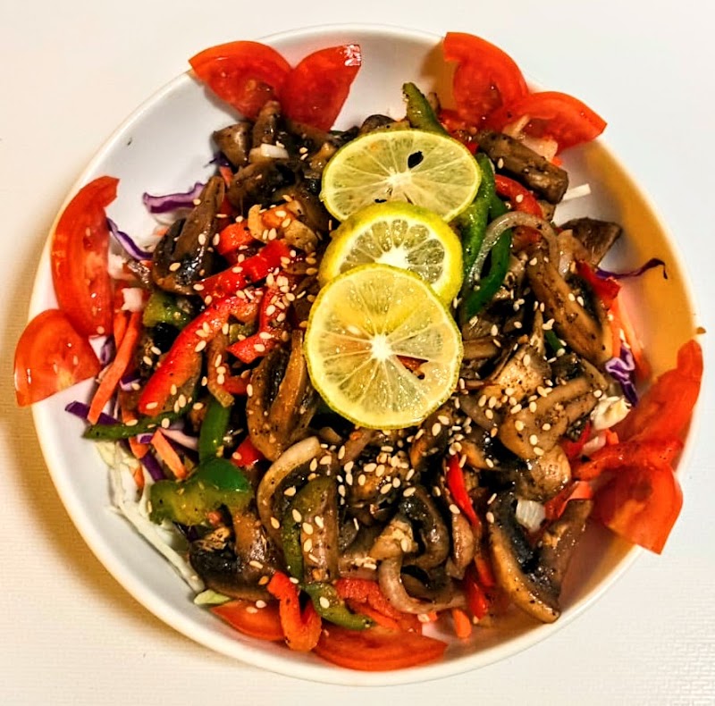 The Salad Studio, Healthy rooftop restaurant - The Salad Studio, Healthy rooftop restaurant 4th Floor, 12, Pragathi mansion, 60 Feet Rd, near Jyoti Nivas College Road, KHB Colony, 5th Block, Koramangala, Bengaluru, Karnataka 560095, India