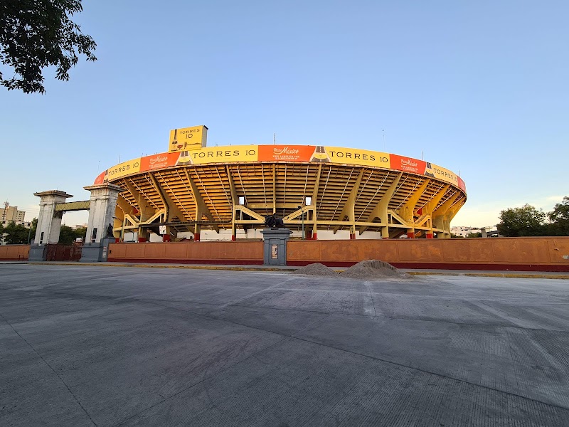 Monumental Plaza de Toros México - Monumental Plaza de Toros México Cda. Augusto Rodin 130, Cd. de los Deportes, Benito Juárez, 03710 Ciudad de México, CDMX, Mexico