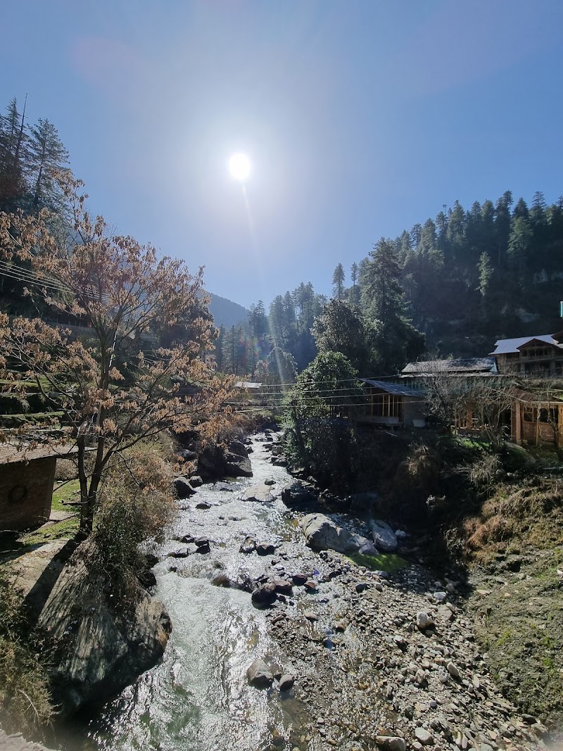 Jibhi Waterfall - Jibhi Waterfall jibhi, Tandi, Rashala, Himachal Pradesh 175123, India