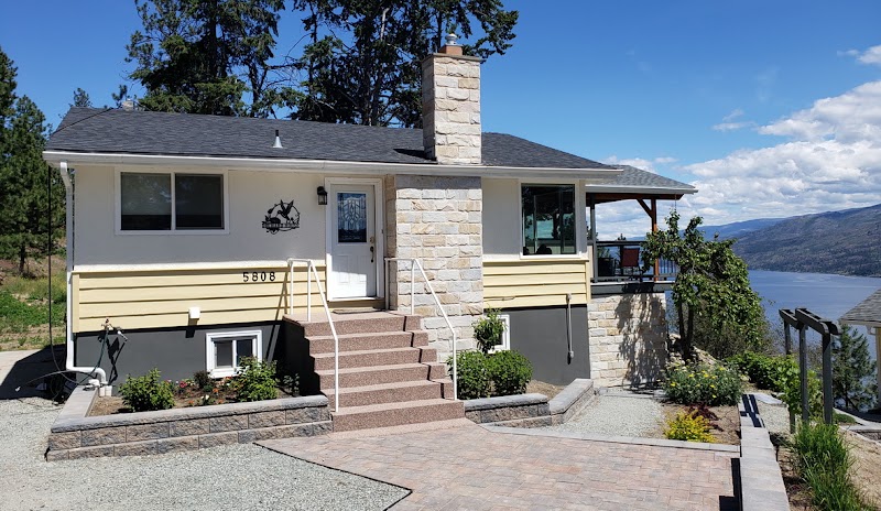 Peachland Eagles Nest B&B