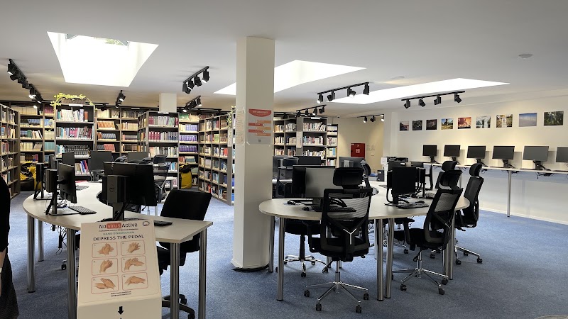 University of New York in Prague (UNYP) - Main Campus - University of New York in Prague (UNYP) - Main Campus, Londýnská 41, Vinohrady, 120 00 Praha-Praha 2, Czechia
