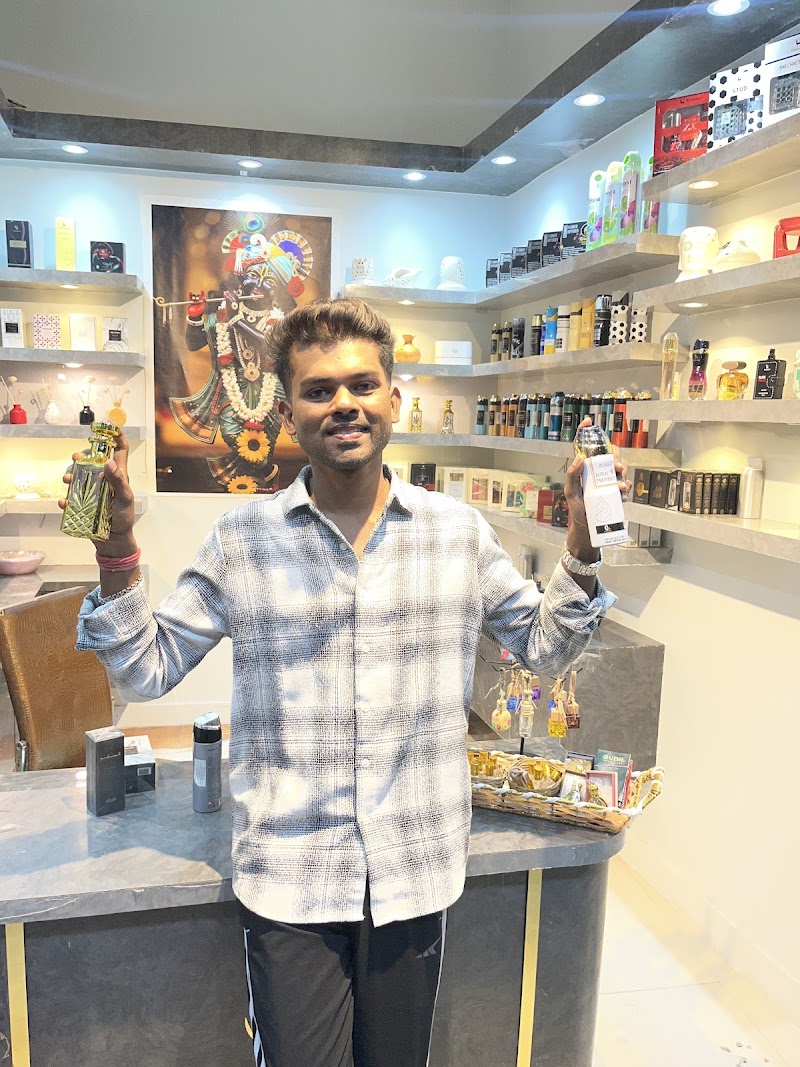 krishna Perfumes - krishna Perfumes, shop no 6, Nigam Complex, Main Road, near Gurunanak Dwar, Ravigram, Shatabdi Nagar, Telibandha, Raipur, Chhattisgarh 492001, India