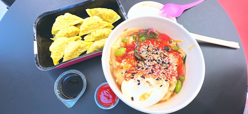 itsu - More London, Tower Bridge - itsu - More London, Tower Bridge, 7 More London Riverside, London SE1 2BY, UK