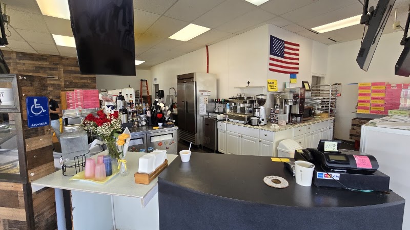 Angel's Donuts And Ice Cream - Angel's Donuts And Ice Cream, 212 NE 164th Ave, Vancouver, WA 98684, USA