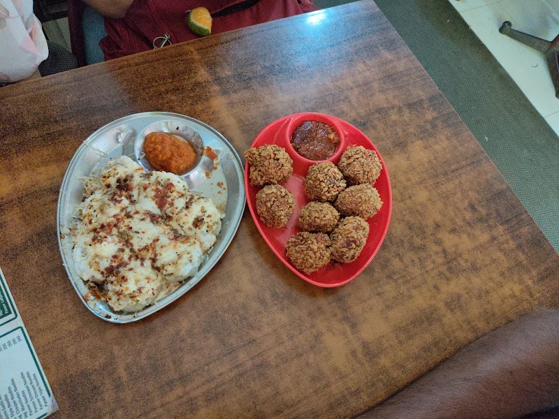KATHMANDU MOMOS & CHINESE FAST FOOD - KATHMANDU MOMOS & CHINESE FAST FOOD SHOP NO 1, Dhuri Pride, Ambadi Rd, Dhuri Complex, Om Nagar, Vasai West, Vasai-Virar, Maharashtra 401202, India