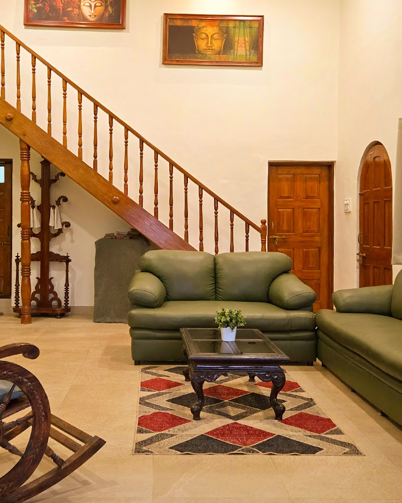 CooCasa Mahabaleshwar - CooCasa Mahabaleshwar, Post office lane, opp. Uday mandir, Mahabaleshwar, Maharashtra 412806, India