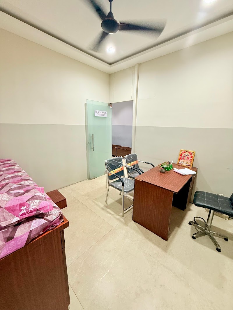 Dr. Rootik Patel - Dr. Rootik Patel, Dr. Patel's Gastro, Liver and Endoscopy Centre, Bhawani Diagnostic Centre, chowk, Fafadih, Raipur, Chhattisgarh 492001, India