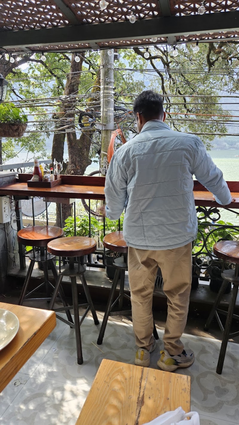 Lake View Restaurant - Lake View Restaurant 9G2H+H4R, Suriyagaon Rd, Sattal, Bhowali Range, Uttarakhand 263127, India