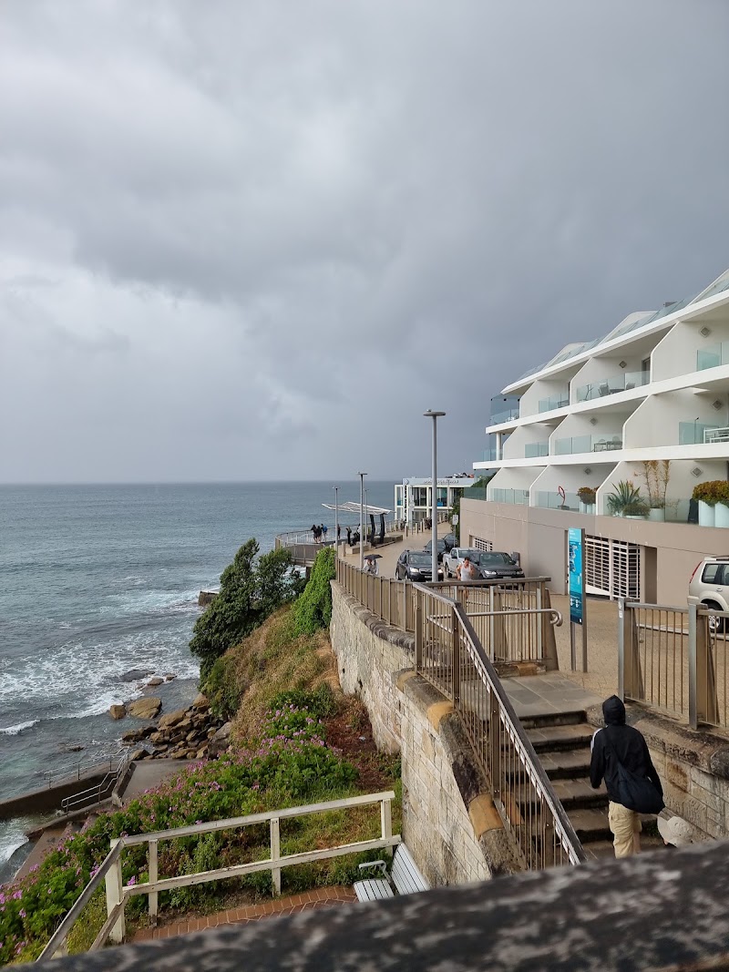 Bondi Icebergs POOL - Bondi Icebergs POOL 1 Notts Ave, Bondi Beach NSW 2026, Australia