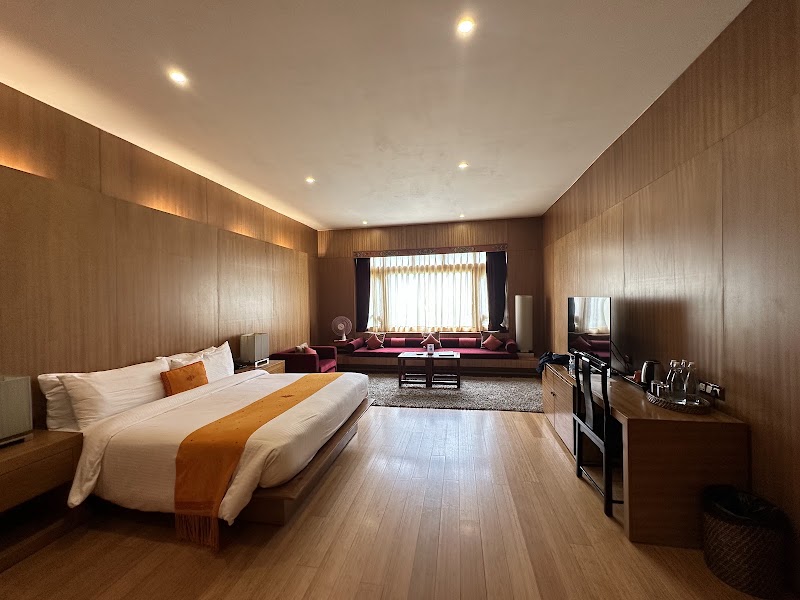 Terma Linca Resort & Spa - Terma Linca Resort & Spa Babesa-Thimphu Expressway, Thimphu 11001, Bhutan