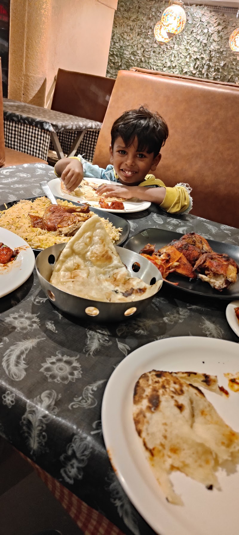 Raidan Mandi & BBQ - Raidan Mandi & BBQ, XJV6+Q49, Cleveland Town, Fraser Town, Bengaluru, Karnataka 560005, India