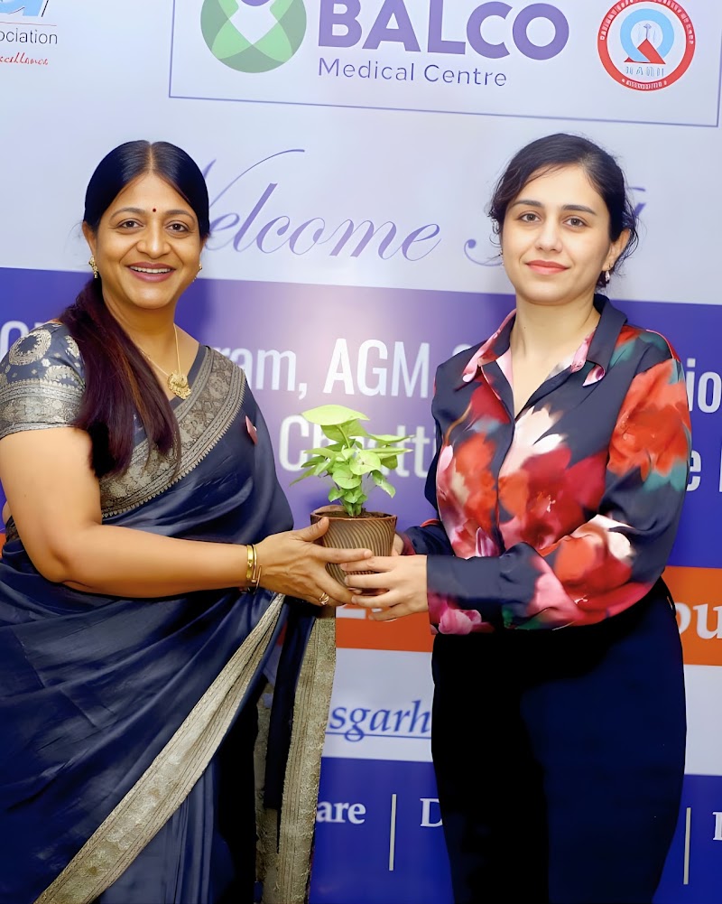 Dr. Ishita Katyal: Plastic, Reconstructive and cosmetic Surgeon In Raipur - Dr. Ishita Katyal: Plastic, Reconstructive and cosmetic Surgeon In Raipur, Pachpedi Naka Rd, beside Colours Mall, Amrapali Society, Gurumukh Singh Nagar, Raipur, Tikrapara, Chhattisgarh 492001, India