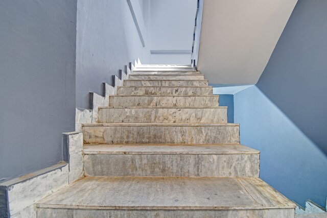 Hotel O by OYO Diamond Inns