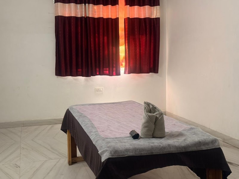 Ayur Care Spa Udaipur - Ayur Care Spa Udaipur H 370, Rd Number 10, opp. Lakecity Mall Road, Ashok Nagar, Udaipur, Rajasthan 313001, India