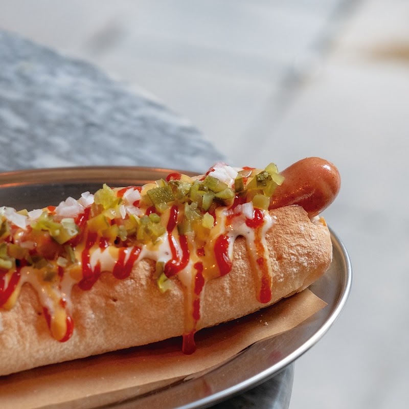 HOT · Frankfurts & Hot Dogs Born - HOT · Frankfurts & Hot Dogs Born Pg. del Born, 26, Ciutat Vella, 08003 Barcelona, Spain