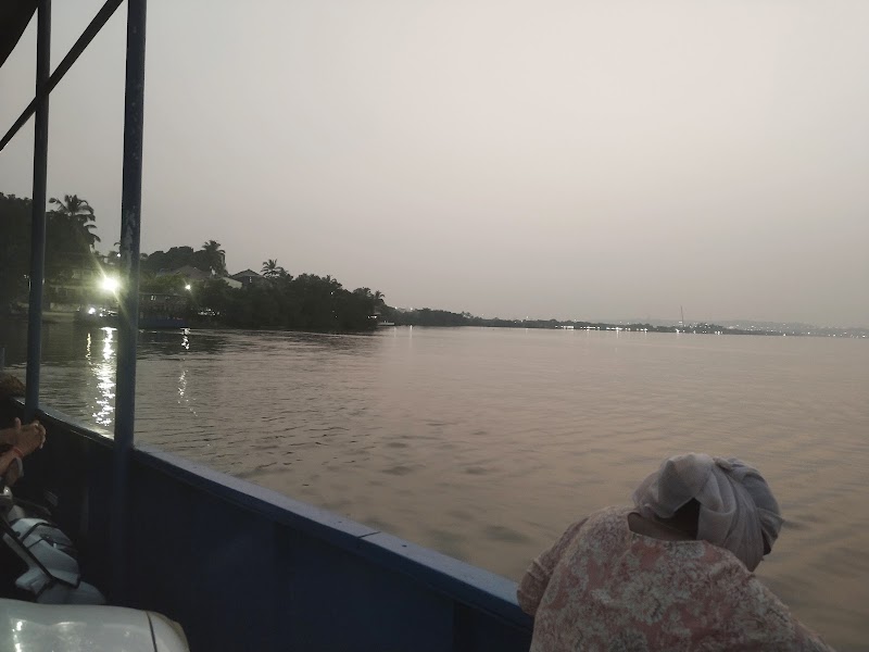 Ribandar Ferry - Ribandar Ferry, GV47+9M8, National Hwy 4A Bypass Rd, Ribandar, Goa 403006, India