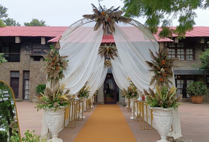 Chopra Farms and Resorts - Chopra Farms and Resorts, Chopra Farms Sohna Road, 93HH+72C, road, Dhumaspur, Gurugram, Haryana 122101, India