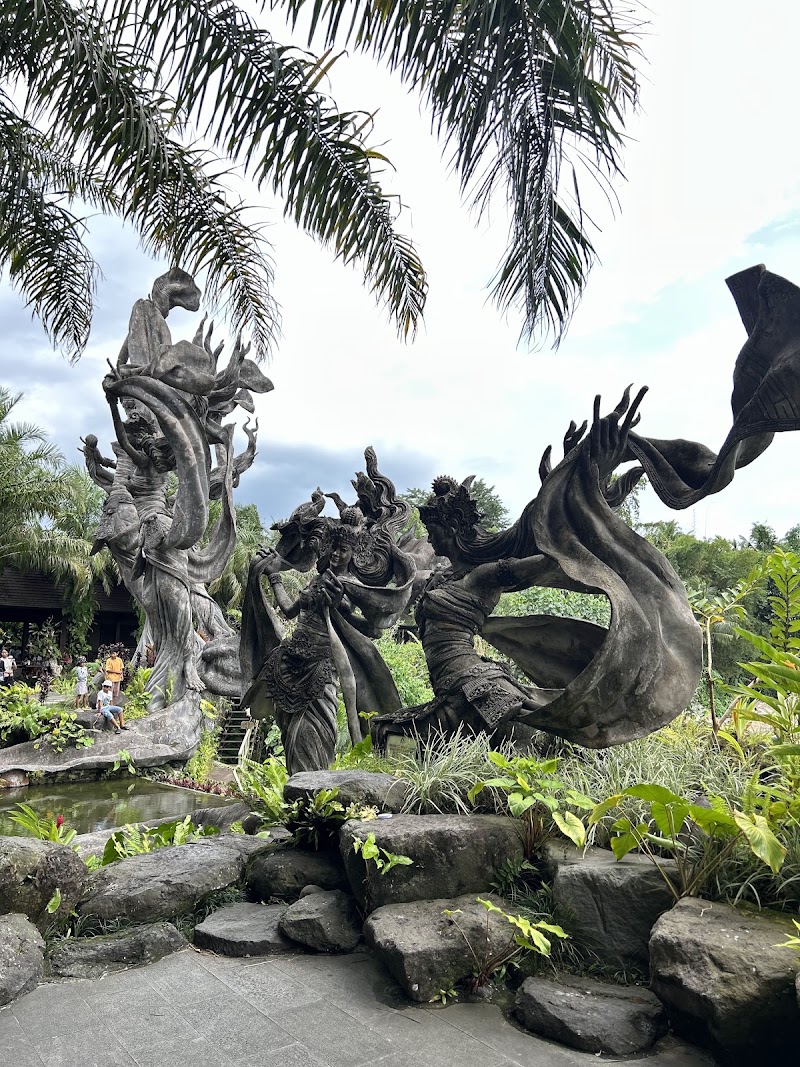 Taman Dedari - Taman Dedari, G6FW+X2G, Kedewatan, Ubud, Gianyar Regency, Bali 80571, Indonesia