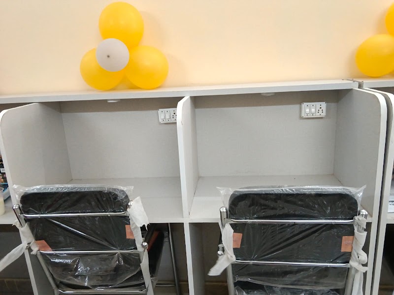 Didi library cum Reading Zone and Coaching Classes - Didi library cum Reading Zone and Coaching Classes NH 53, Great Eastern Rd, l, BMY, Indira Nagar, Charoda, Chhattisgarh 490025, India
